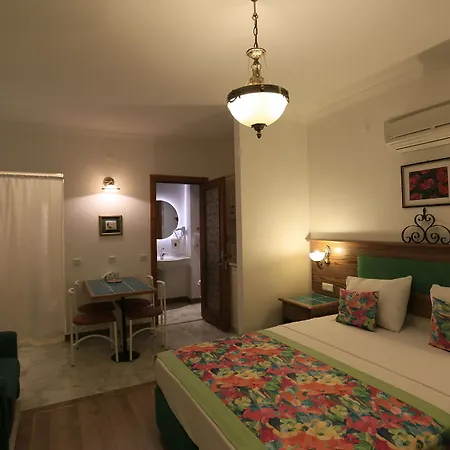 Kerme Ottoman Butik 3*